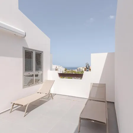아파트 Penthouse With Jacuzzi, Ocean And Pool Views 팔름-마르