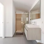 דירה Penthouse With Jacuzzi, Ocean And Pool Views *