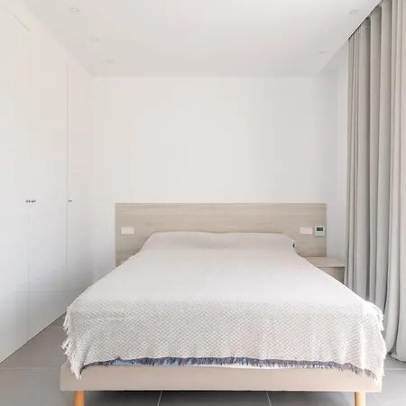 Апартаменты Penthouse With Jacuzzi, Ocean And Pool Views Эль-Пальмар