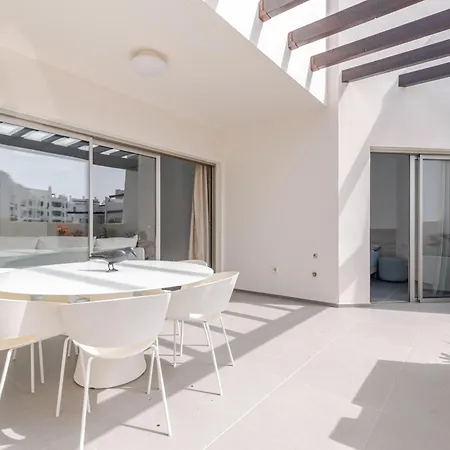Appartamento Penthouse With Jacuzzi, Ocean And Pool Views *