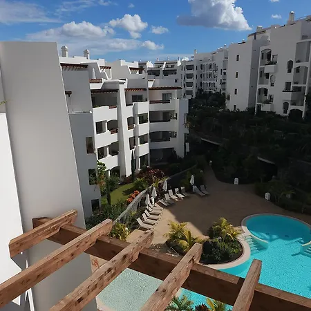 Penthouse With Jacuzzi, Ocean And Pool Views Апартаменты