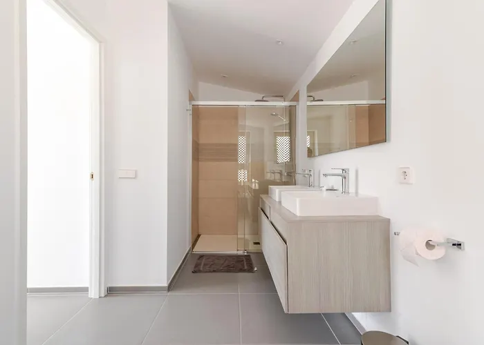 Apartament Penthouse With Jacuzzi, Ocean And Pool Views *