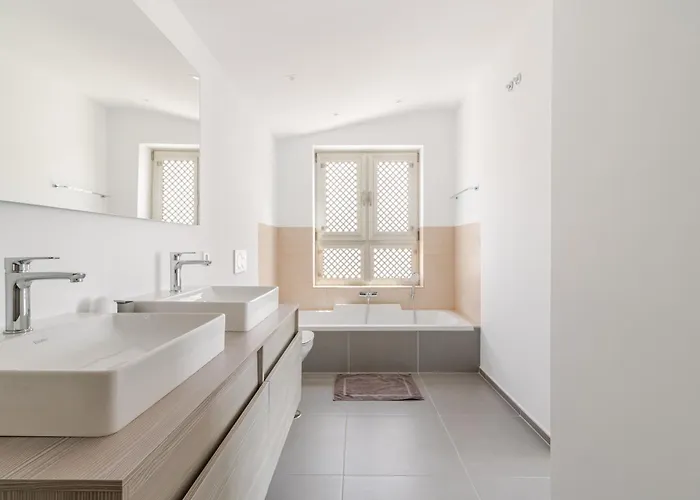 Penthouse With Jacuzzi, Ocean And Pool Views Apartament *